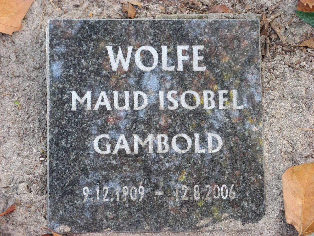 WOLFE Maud Isobel Gambold 1909-2006