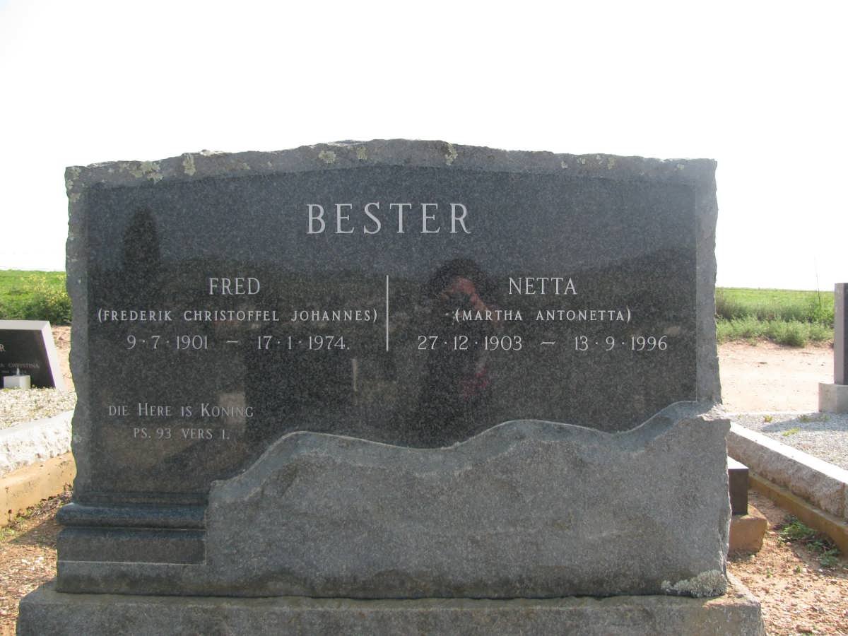 BESTER Frederik Christoffel Johannes 1901-1974 &amp; Martha Antonetta 1903-1996