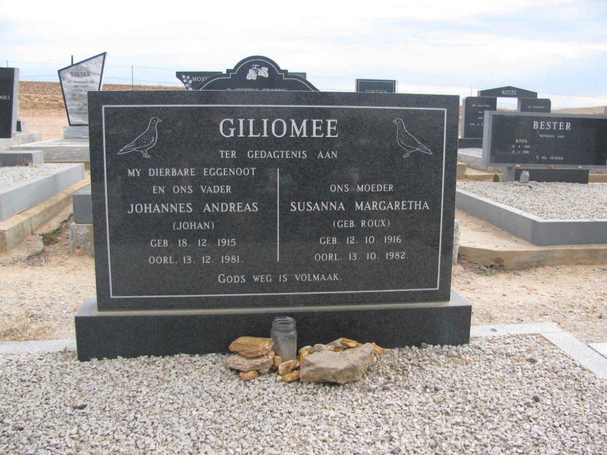 GILIOMEE Johannes Andreas 1915-1981 &amp; Susanna Margaretha ROUX 1916-1982