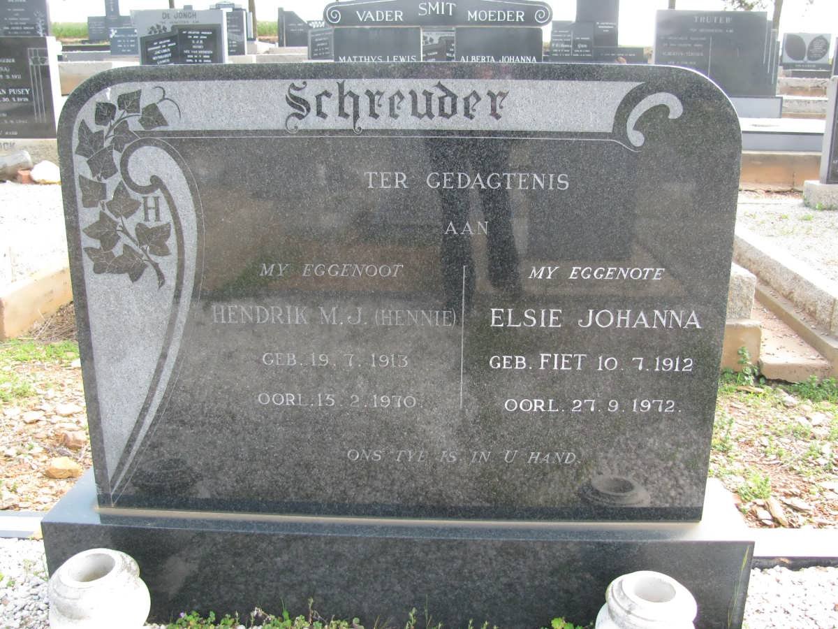 SCHREUDER Hendrik M.J. 1913-1970 &amp; Elsie Johanna FIET 1912-1972