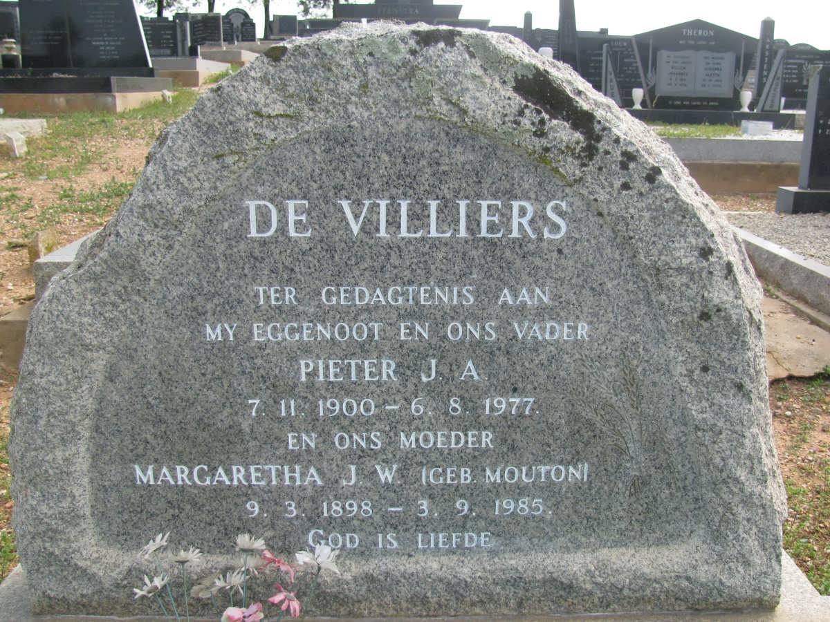 VILLIERS Pieter J.A., de  1900-1977 &amp; Margaretha J.W. MOUTON 1898-1985
