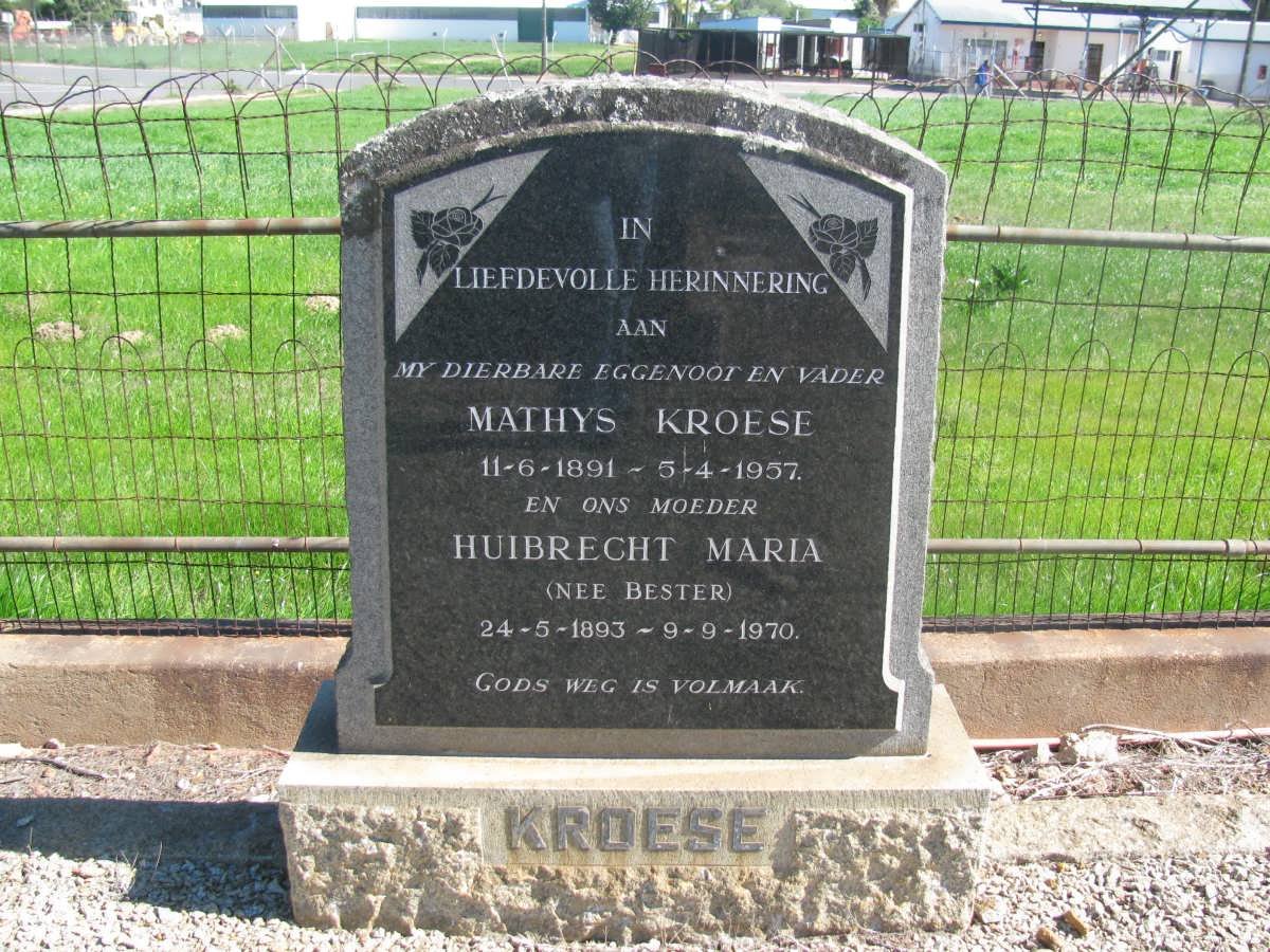 KROESE Mathys Louis Johannes 1891-1957 &amp; Huibrecht Maria Christina BESTER 1893-1970