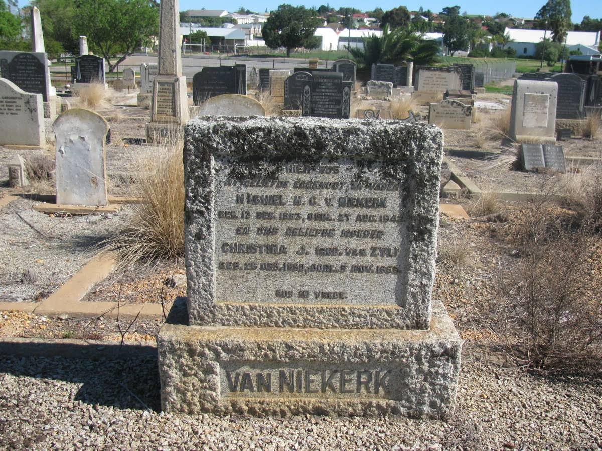 NIEKERK Michiel H.C., van 1883-1942 &amp; Christina J. VAN ZYL 1890-1956