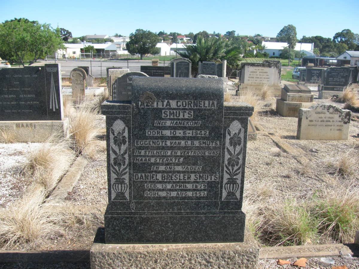 SMUTS Daniel Bresler 1879-1957 &amp; Aletta Cornelia HANEKOM -1942
