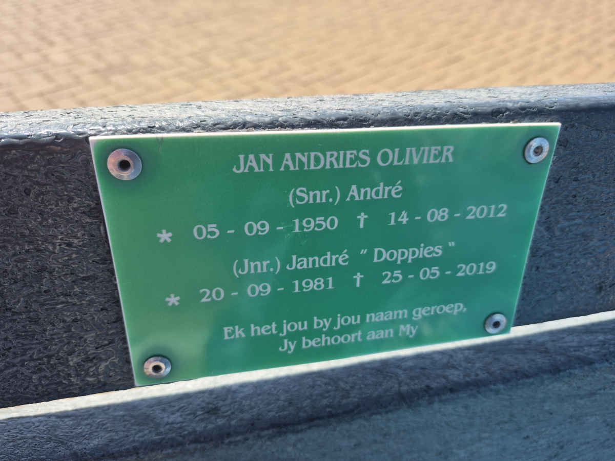 OLIVIER Jan Andries 1950-2012 :: OLIVIER Jandre 1981-2019