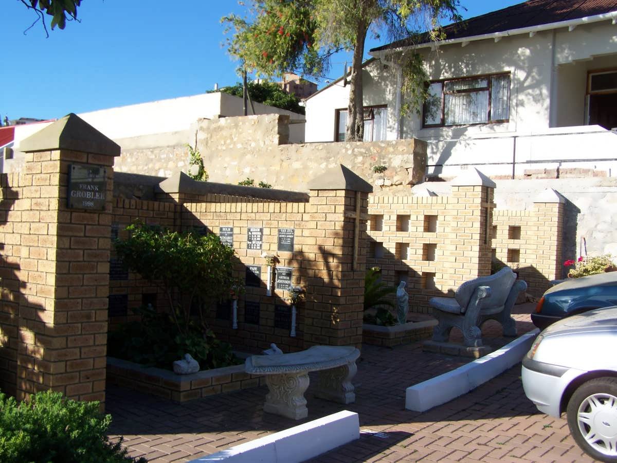 4. Overview on the Memorial Wall of the Methodist Church