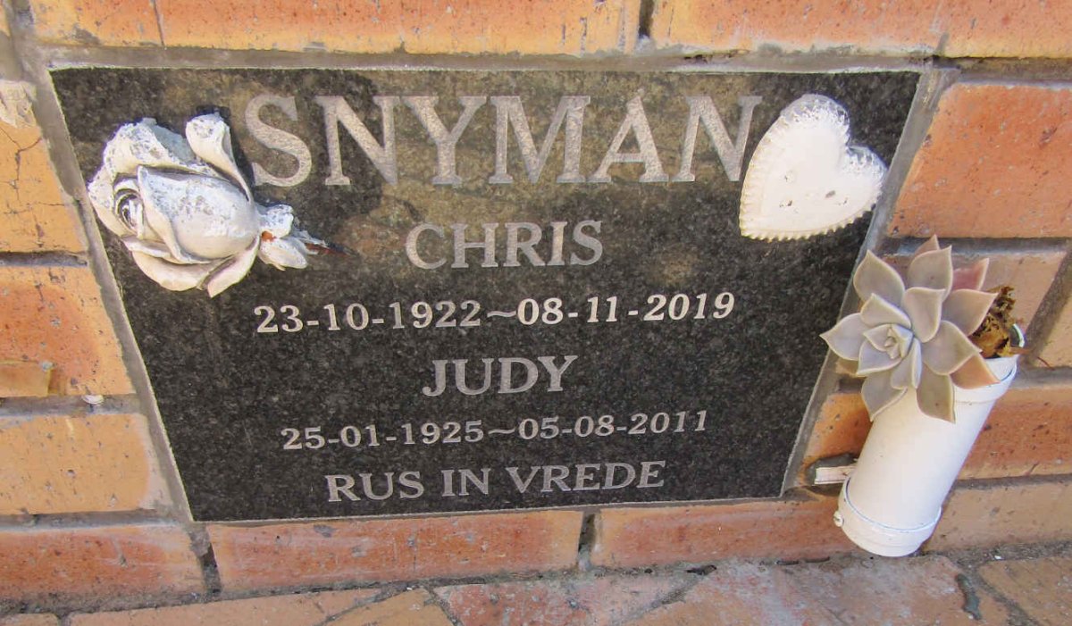 SNYMAN Chris 1922-2019 &amp; Judy 1925-2011