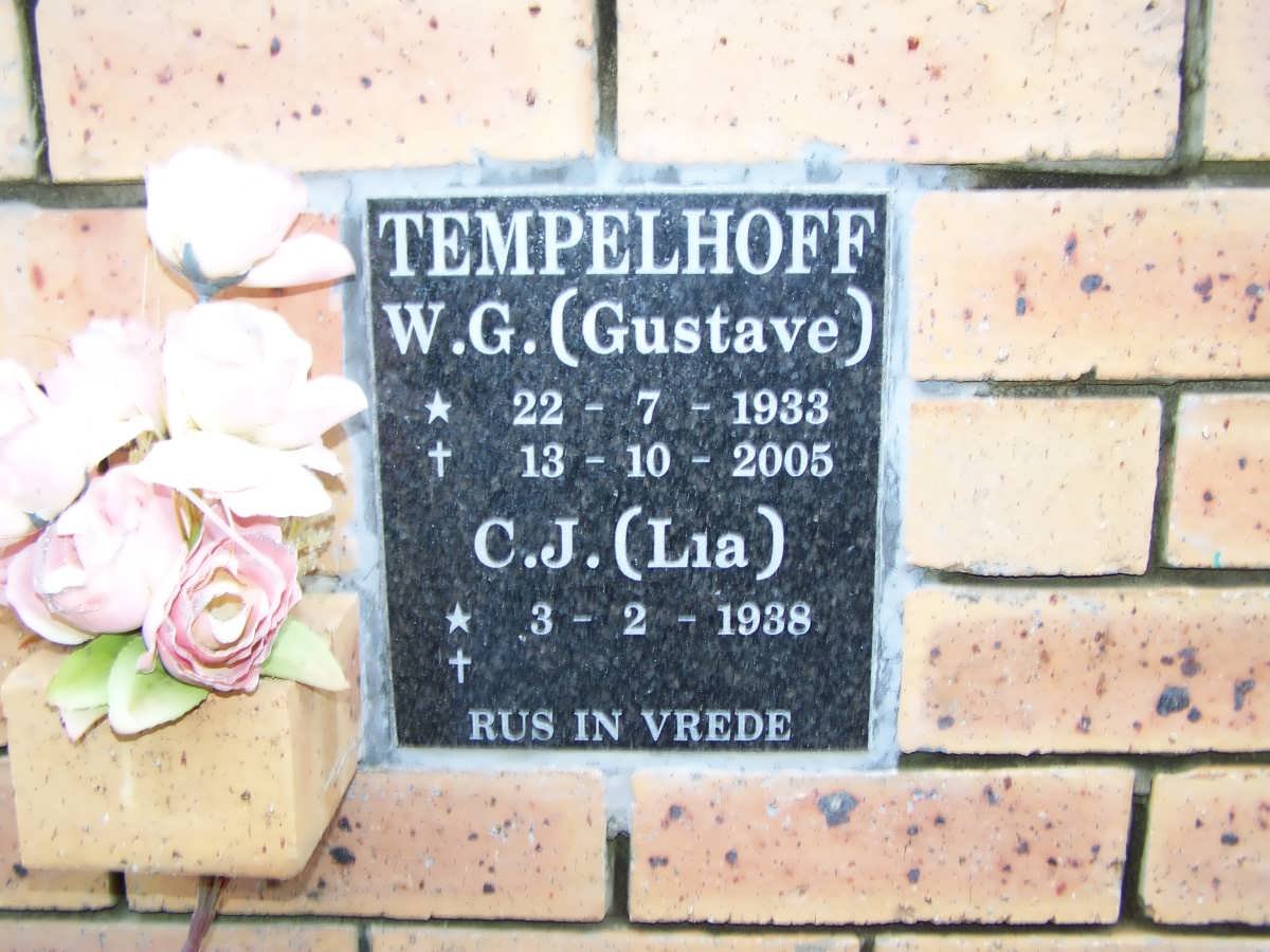 TEMPELHOFF W.G. 1933-2005 &amp; C.J. 1938-