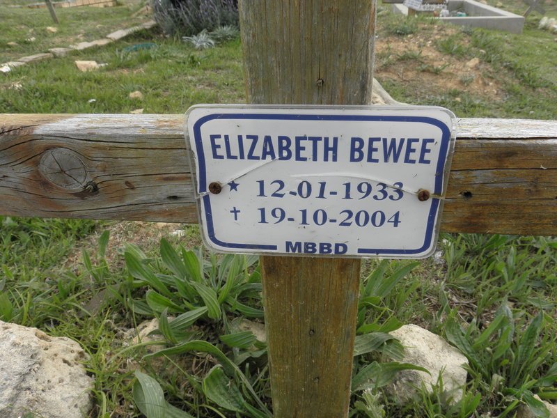 BEWEE Elizabeth 1933-2004
