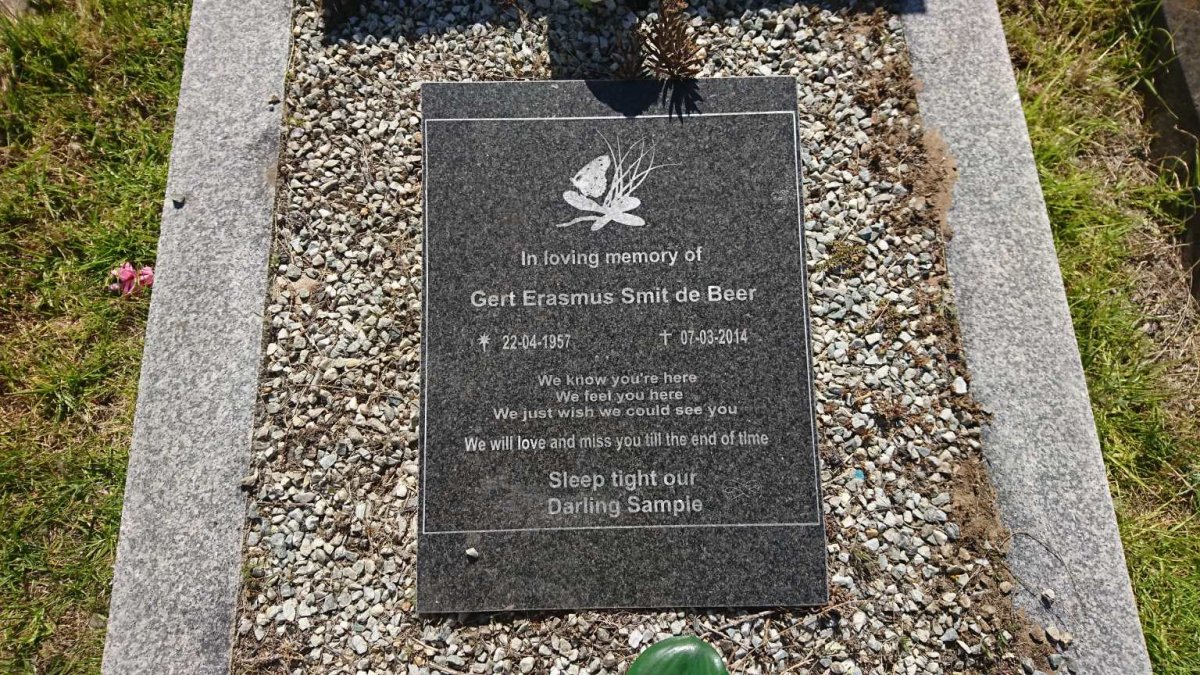 BEER Gert Erasmus Smit, de 1957-2014