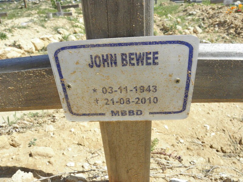 BEWEE John 1943-2010