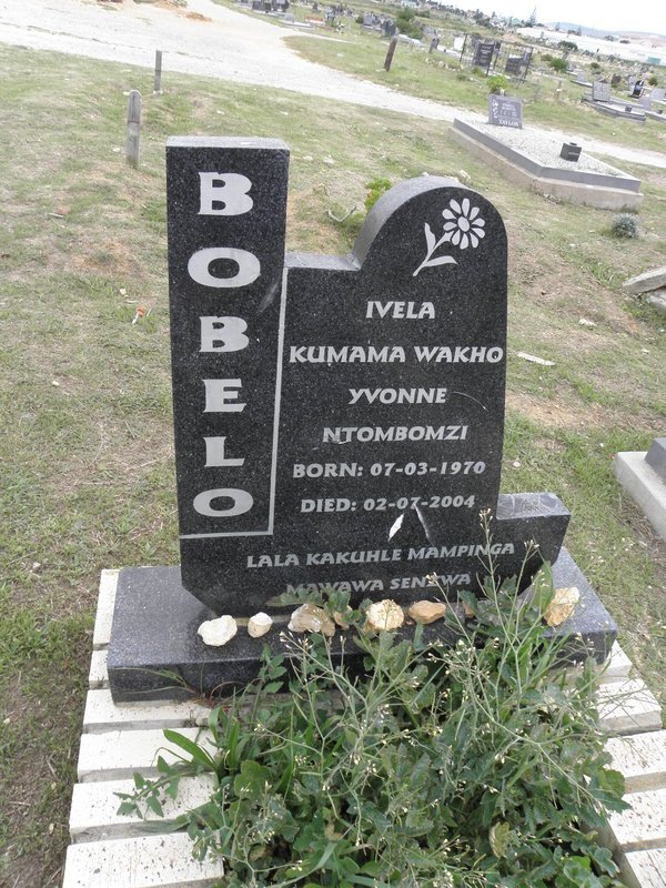 BOBELO Yvonne Ntombomzi 1970-2004