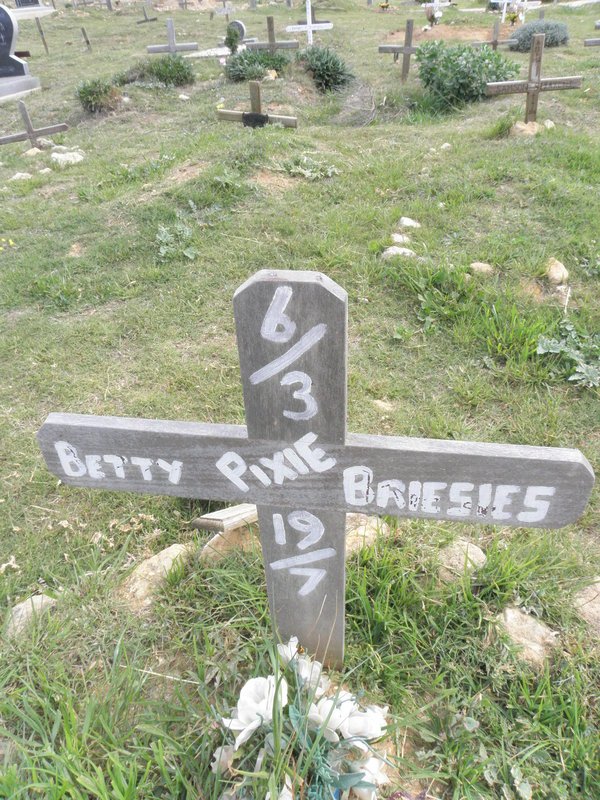 BRIESIES Betty 