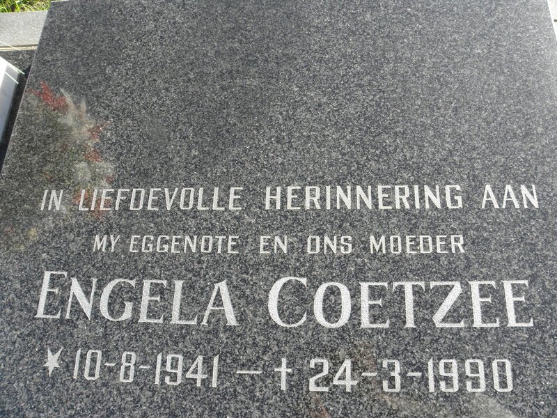 COETZEE Engela 1941-1990