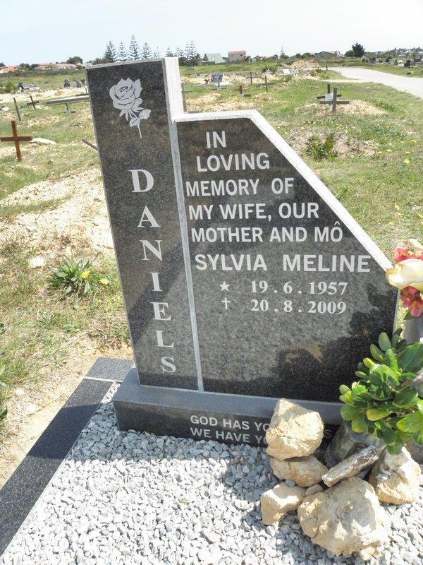 DANIELS Sylvia Meline 1957-2009