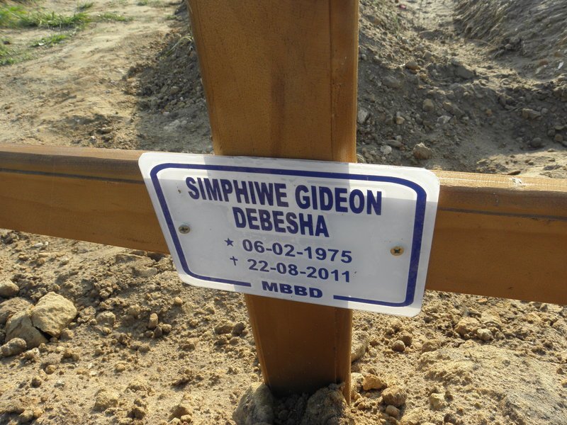 DEBESHA Simphiwe Gideon 1975-2011