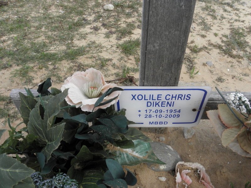 DIKENE Xolile Chris 1954-2009
