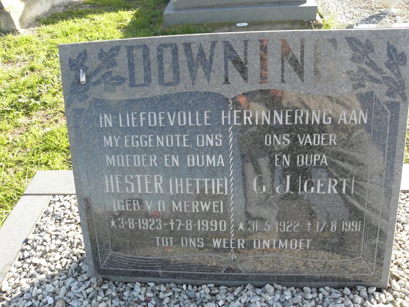DOWNING G.J. 1922-1991 &amp; Hester V.D. MERWE 1923-1990
