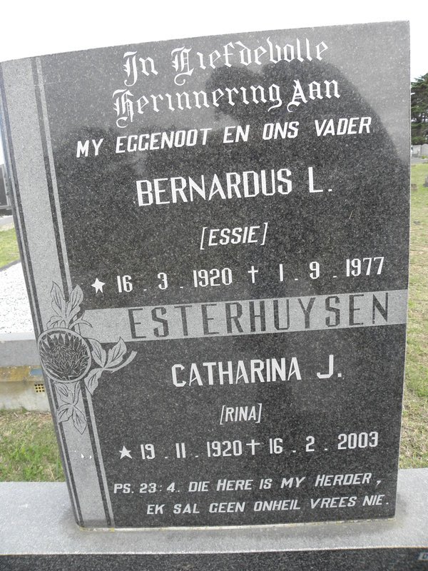 ESTERHUYSEN Bernardus L. 1920-1977 &amp; Catharina J. 1920-2003
