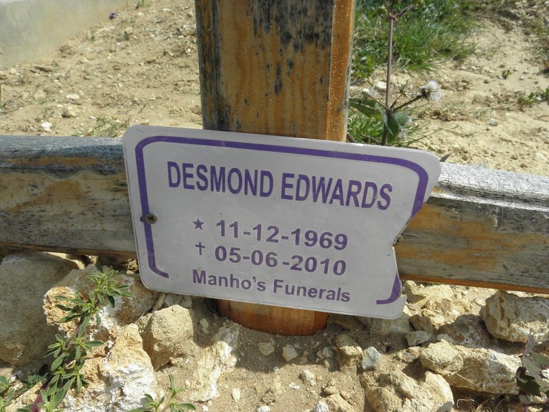 EDWARDS Desmond 1969-2010