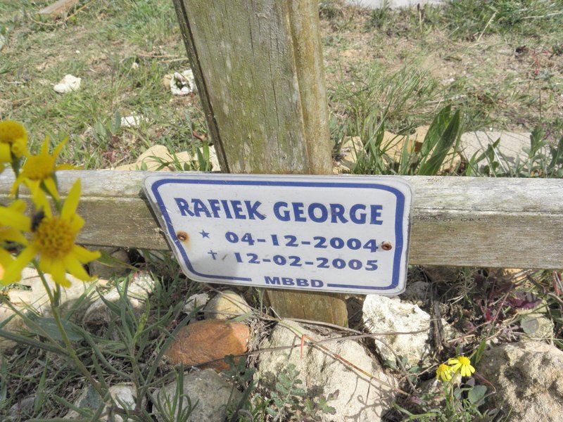 GEORGE Rafiek 2004-2005