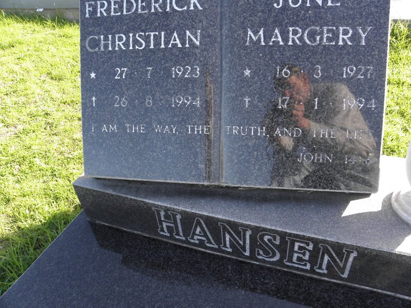 HANSEN Frederik Christian 1923-1994 &amp; June Margery 1927-1994