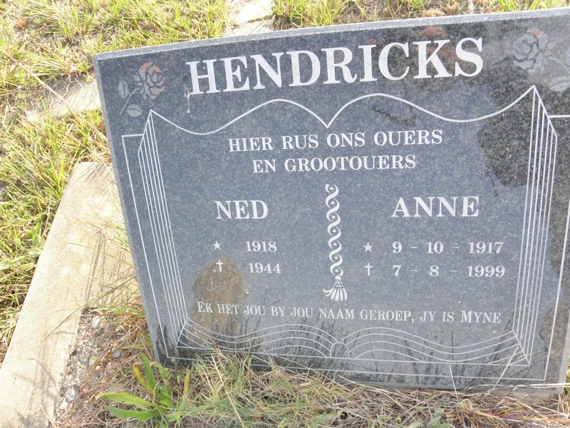 HENDRICKS Ned 1918-1944 &amp; Anne 1917-1999