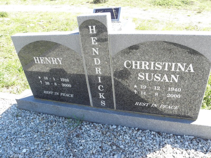 HENDRICKS Henry 1916-2000 &amp; Christina Susan 1940-2000