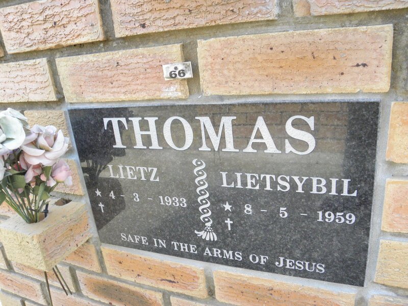 THOMAS Lietz 1933- &amp; Lietsybil 1959-