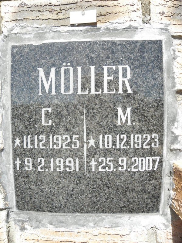 MOLLER C. 1923-2007 &amp; M. 1925-1991