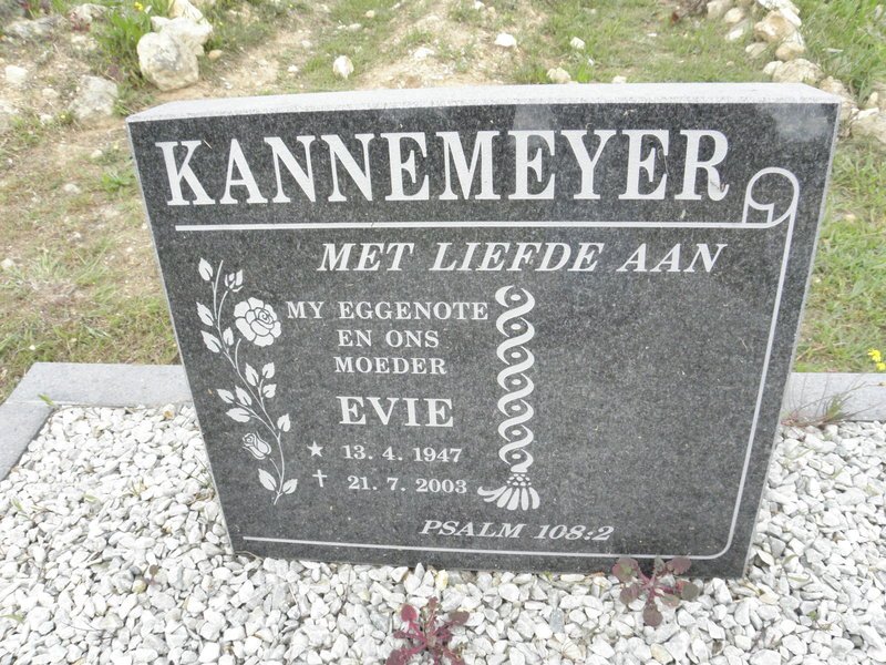 KANNEMEYER Evie 1947-2003