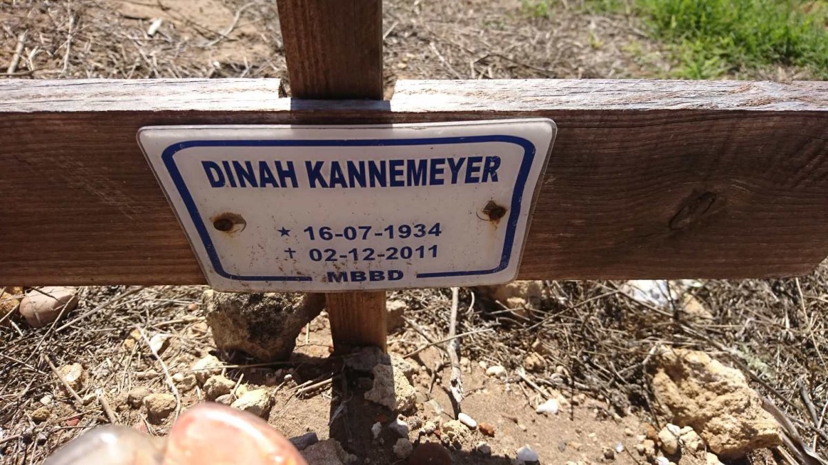 KANNEMEYER Dinah 1934-2011