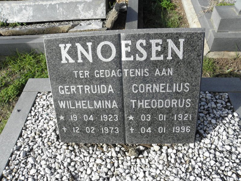 KNOESEN Cornelius Theodorus 1921-1996 &amp; Gertruida Wilhelmina 1923-1973