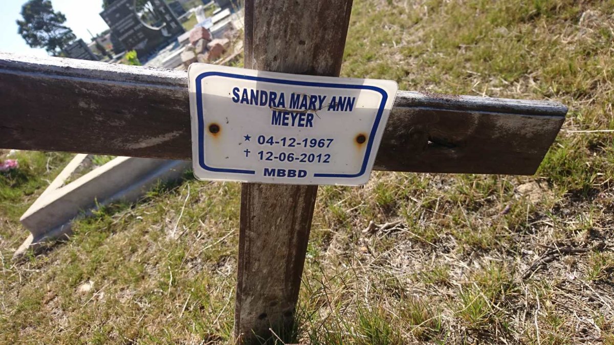 MEYER Sandra Mary Ann 1967-2012
