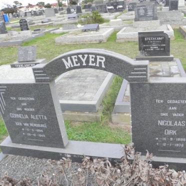 MEYER Nicolaas Dirk 1888-1976 &amp; Cornelia Aletta VAN RENSBURG 1895-1949