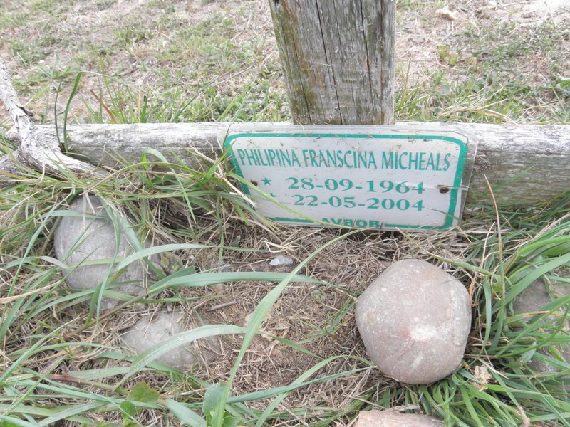 MICHEALS Philipina Francina 1964-2004