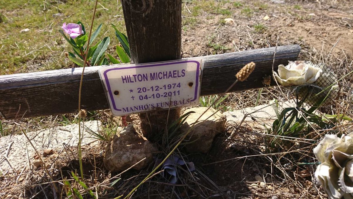 MICHAELS Hilton 1974-2011