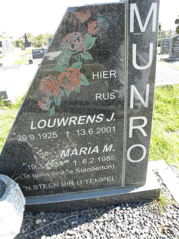 MUNRO Louwrens J. 1925-2001 &amp; Maria M. 1934-1985