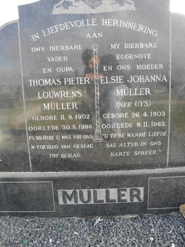 MÜLLER Thomas Pieter Louwrens 1902-1988 &amp; Elsie Johanna UYS 1903-1963
