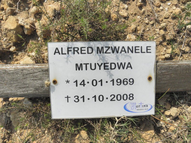 MTUYEDWA Alfred Mzwanele 1969-2008
