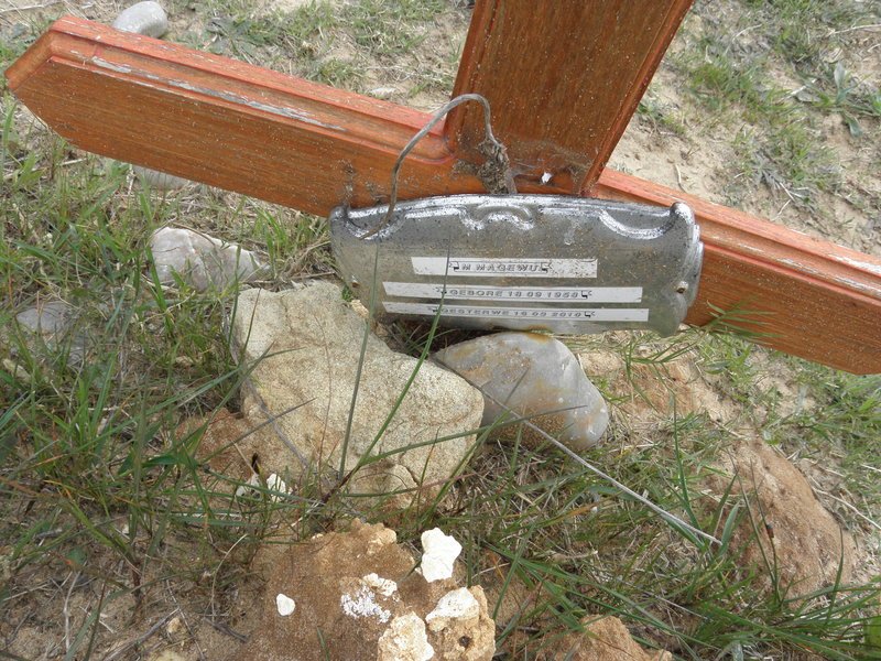 NAGEWU M. 1958-2010