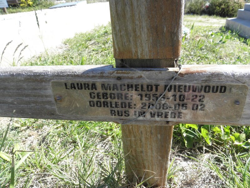 NIEUWOUD Laura Macheldt 1956-2008