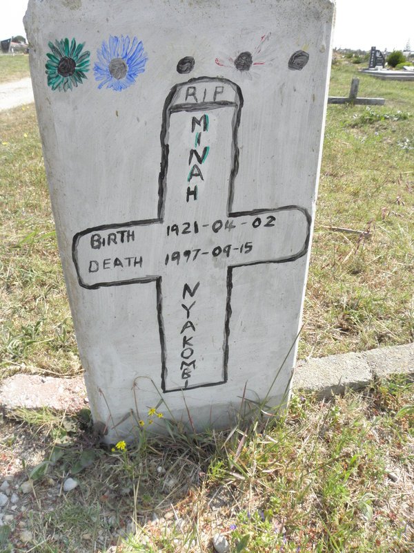NYAKOMBI Minah 1921-1997