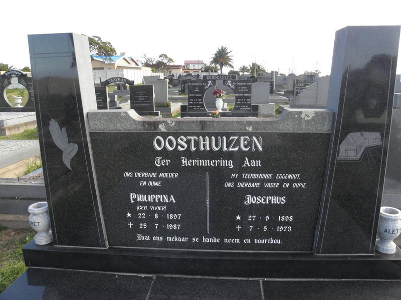 OOSTHUIZEN Josephus 1898-1973  &amp; Philippina VIVIER 1897-1987