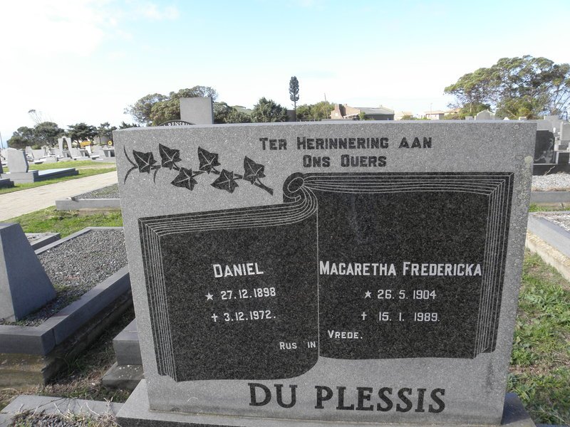 PLESSIS Daniel, du 1898-1972 &amp; Magaretha Fredericka 1904-1989