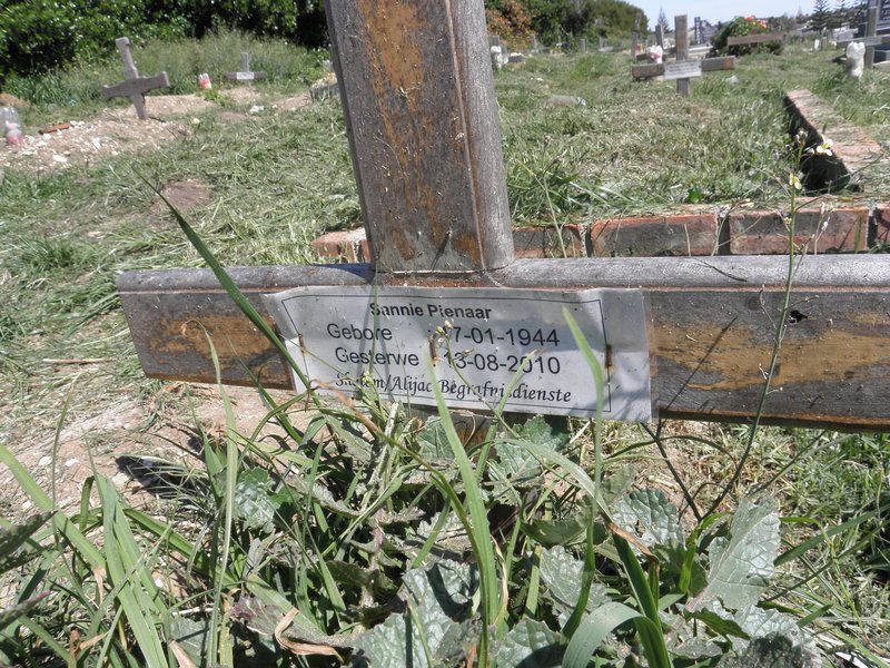 PIENAAR Sannie 1944-2010