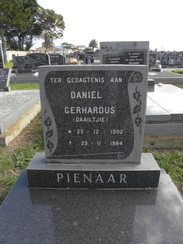 PIENAAR Daniel Gerhardus 1902-1984