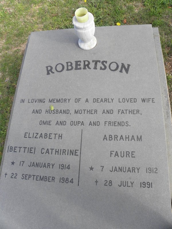 ROBERTSON Abraham Faure 1912-1991 &amp; Elizabeth Cathirine 1914-1984
