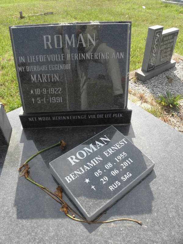 ROMAN Martin 1922-1991 :: ROMAN Benjamin Ernest 1955-2011