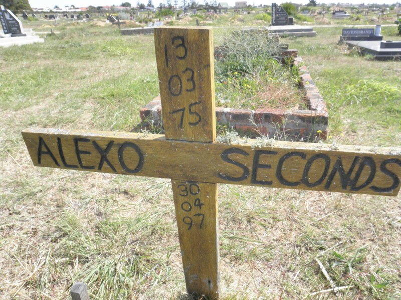 SECONDS Alexo 1975-1997